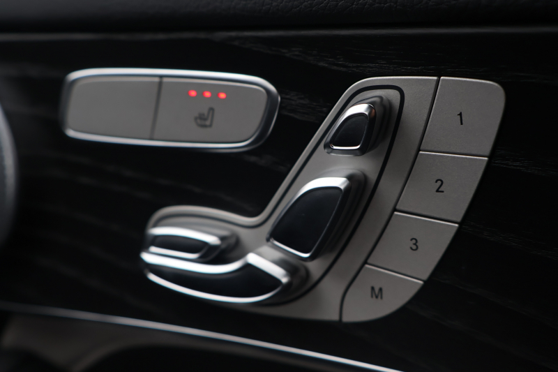 AMG GLC GLC63S 4MATIC+　ﾚｻﾞｰｴｸｽｸﾙｰｼﾌﾞPKG ｴｱﾊﾞﾗﾝｽPKG ﾚｰﾀﾞｰｾｰﾌﾃｨPKG 1ｵｰﾅｰ ﾊﾟﾉﾗﾐｯｸSR 黒ﾅｯﾊﾟ革ｼｰﾄ ｼｰﾄﾋｰﾀｰ ｷｰﾚｽGO 純正ﾅﾋﾞ地ﾃﾞｼﾞ 360度ｶﾒﾗｼｽﾃﾑ PTS Burmester HUD 電動Rｹﾞｰﾄ LEDﾍｯﾄﾞﾗｲﾄ AMG21ｲﾝﾁAW　2年保証