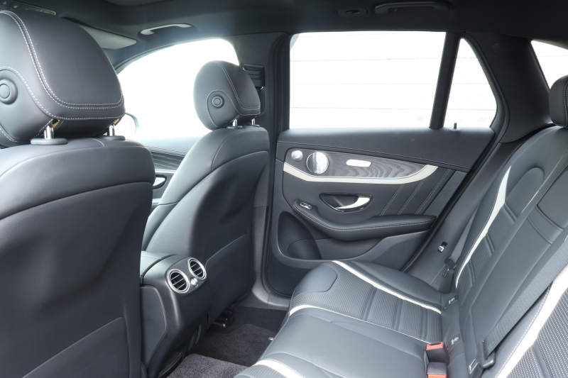 AMG GLC GLC63S 4MATIC+　ﾚｻﾞｰｴｸｽｸﾙｰｼﾌﾞPKG ｴｱﾊﾞﾗﾝｽPKG ﾚｰﾀﾞｰｾｰﾌﾃｨPKG 1ｵｰﾅｰ ﾊﾟﾉﾗﾐｯｸSR 黒ﾅｯﾊﾟ革ｼｰﾄ ｼｰﾄﾋｰﾀｰ ｷｰﾚｽGO 純正ﾅﾋﾞ地ﾃﾞｼﾞ 360度ｶﾒﾗｼｽﾃﾑ PTS Burmester HUD 電動Rｹﾞｰﾄ LEDﾍｯﾄﾞﾗｲﾄ AMG21ｲﾝﾁAW　2年保証