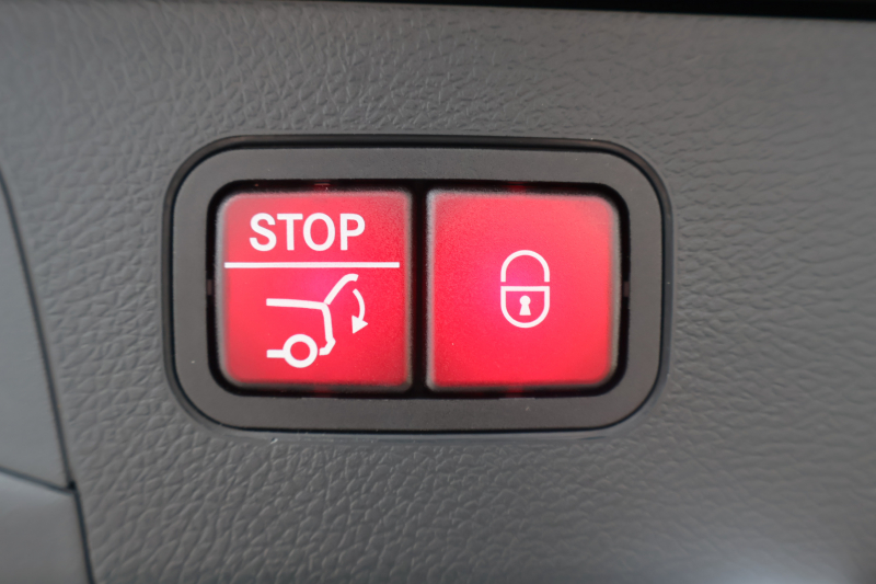 AMG GLC GLC63S 4MATIC+　ﾚｻﾞｰｴｸｽｸﾙｰｼﾌﾞPKG ｴｱﾊﾞﾗﾝｽPKG ﾚｰﾀﾞｰｾｰﾌﾃｨPKG 1ｵｰﾅｰ ﾊﾟﾉﾗﾐｯｸSR 黒ﾅｯﾊﾟ革ｼｰﾄ ｼｰﾄﾋｰﾀｰ ｷｰﾚｽGO 純正ﾅﾋﾞ地ﾃﾞｼﾞ 360度ｶﾒﾗｼｽﾃﾑ PTS Burmester HUD 電動Rｹﾞｰﾄ LEDﾍｯﾄﾞﾗｲﾄ AMG21ｲﾝﾁAW　2年保証