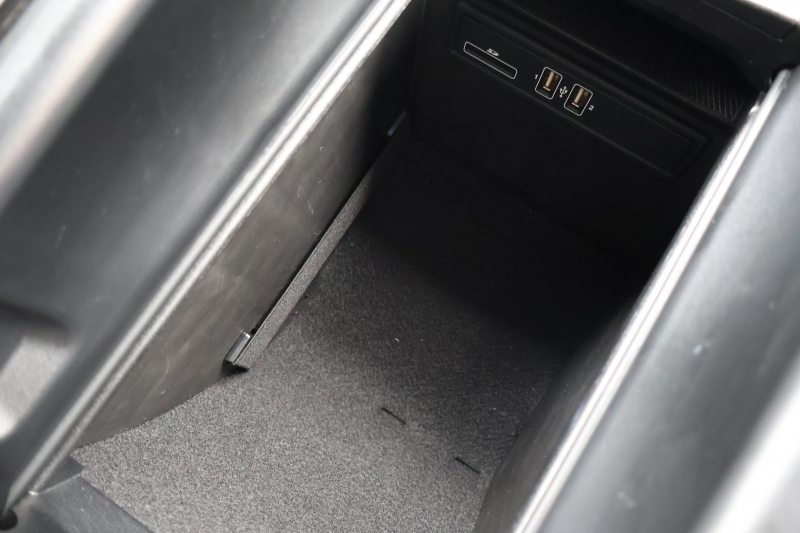 AMG GLC GLC63S 4MATIC+　ﾚｻﾞｰｴｸｽｸﾙｰｼﾌﾞPKG ｴｱﾊﾞﾗﾝｽPKG ﾚｰﾀﾞｰｾｰﾌﾃｨPKG 1ｵｰﾅｰ ﾊﾟﾉﾗﾐｯｸSR 黒ﾅｯﾊﾟ革ｼｰﾄ ｼｰﾄﾋｰﾀｰ ｷｰﾚｽGO 純正ﾅﾋﾞ地ﾃﾞｼﾞ 360度ｶﾒﾗｼｽﾃﾑ PTS Burmester HUD 電動Rｹﾞｰﾄ LEDﾍｯﾄﾞﾗｲﾄ AMG21ｲﾝﾁAW　2年保証