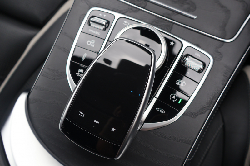 AMG GLC GLC63S 4MATIC+　ﾚｻﾞｰｴｸｽｸﾙｰｼﾌﾞPKG ｴｱﾊﾞﾗﾝｽPKG ﾚｰﾀﾞｰｾｰﾌﾃｨPKG 1ｵｰﾅｰ ﾊﾟﾉﾗﾐｯｸSR 黒ﾅｯﾊﾟ革ｼｰﾄ ｼｰﾄﾋｰﾀｰ ｷｰﾚｽGO 純正ﾅﾋﾞ地ﾃﾞｼﾞ 360度ｶﾒﾗｼｽﾃﾑ PTS Burmester HUD 電動Rｹﾞｰﾄ LEDﾍｯﾄﾞﾗｲﾄ AMG21ｲﾝﾁAW　2年保証