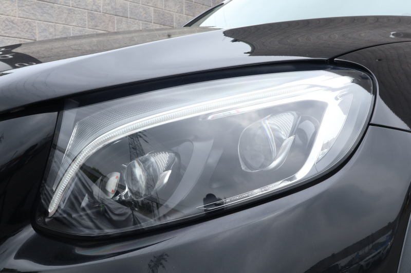 AMG GLC GLC63S 4MATIC+　ﾚｻﾞｰｴｸｽｸﾙｰｼﾌﾞPKG ｴｱﾊﾞﾗﾝｽPKG ﾚｰﾀﾞｰｾｰﾌﾃｨPKG 1ｵｰﾅｰ ﾊﾟﾉﾗﾐｯｸSR 黒ﾅｯﾊﾟ革ｼｰﾄ ｼｰﾄﾋｰﾀｰ ｷｰﾚｽGO 純正ﾅﾋﾞ地ﾃﾞｼﾞ 360度ｶﾒﾗｼｽﾃﾑ PTS Burmester HUD 電動Rｹﾞｰﾄ LEDﾍｯﾄﾞﾗｲﾄ AMG21ｲﾝﾁAW　2年保証