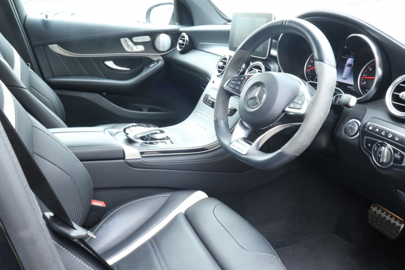 AMG GLC GLC63S 4MATIC+　ﾚｻﾞｰｴｸｽｸﾙｰｼﾌﾞPKG ｴｱﾊﾞﾗﾝｽPKG ﾚｰﾀﾞｰｾｰﾌﾃｨPKG 1ｵｰﾅｰ ﾊﾟﾉﾗﾐｯｸSR 黒ﾅｯﾊﾟ革ｼｰﾄ ｼｰﾄﾋｰﾀｰ ｷｰﾚｽGO 純正ﾅﾋﾞ地ﾃﾞｼﾞ 360度ｶﾒﾗｼｽﾃﾑ PTS Burmester HUD 電動Rｹﾞｰﾄ LEDﾍｯﾄﾞﾗｲﾄ AMG21ｲﾝﾁAW　2年保証