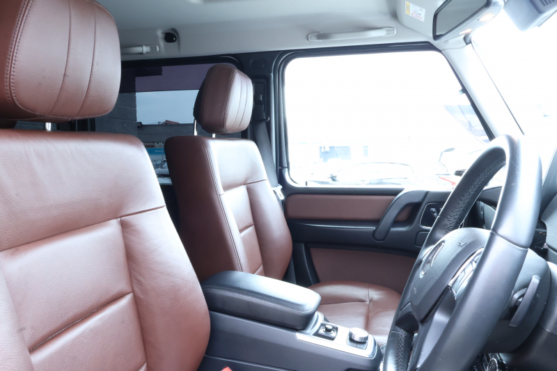 メルセデスベンツ Gクラス G350d　後期型 ﾗｸﾞｼﾞｭｱﾘｰPKG ｴｸｽﾃﾘｱｽﾃﾝﾚｽPKG ｸﾛｰﾑPKG ﾃﾞｨｽﾄﾛﾆｯｸ&BSM 7AT SR 茶革ｼｰﾄ ﾒﾓﾘｰ付Pｼｰﾄ 全席ﾋｰﾀｰ 純正8ｲﾝﾁﾜｲﾄﾞﾅﾋﾞ地ﾃﾞｼﾞ Bｶﾒﾗ harman/kardon LOGIC7ｻﾗｳﾝﾄﾞ appleCarplay AndroidAuto PTS ｷｾﾉﾝ 純正18ｲﾝﾁAW　2年保証