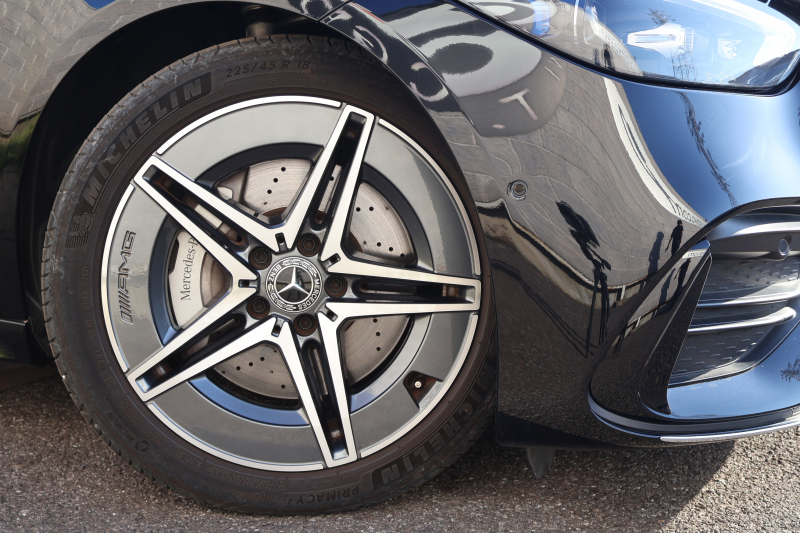 メルセデスベンツ Cクラス C200ｽﾃｰｼｮﾝﾜｺﾞﾝ AVG(ISG搭載ﾓﾃﾞﾙ)　ﾚｻﾞｰｴｸｽｸﾙｰｼﾌﾞPKG AMGﾗｲﾝPKG ﾍﾞｰｼｯｸPKG ﾚｰﾀﾞｰｾｰﾌﾃｨPKG 1ｵｰﾅｰ ﾊﾟﾉﾗﾏSR 黒革 ｼｰﾄﾋｰﾀｰ 純正ﾅﾋﾞ地ﾃﾞｼﾞ MBUX ARﾅﾋﾞ 360度ｶﾒﾗ AppleCarPlay AndroidAuto PTS HUD  AMG18ｲﾝﾁAW　新車保証