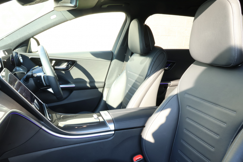 メルセデスベンツ Cクラス C200ｽﾃｰｼｮﾝﾜｺﾞﾝ AVG(ISG搭載ﾓﾃﾞﾙ)　ﾚｻﾞｰｴｸｽｸﾙｰｼﾌﾞPKG AMGﾗｲﾝPKG ﾍﾞｰｼｯｸPKG ﾚｰﾀﾞｰｾｰﾌﾃｨPKG 1ｵｰﾅｰ ﾊﾟﾉﾗﾏSR 黒革 ｼｰﾄﾋｰﾀｰ 純正ﾅﾋﾞ地ﾃﾞｼﾞ MBUX ARﾅﾋﾞ 360度ｶﾒﾗ AppleCarPlay AndroidAuto PTS HUD  AMG18ｲﾝﾁAW　新車保証