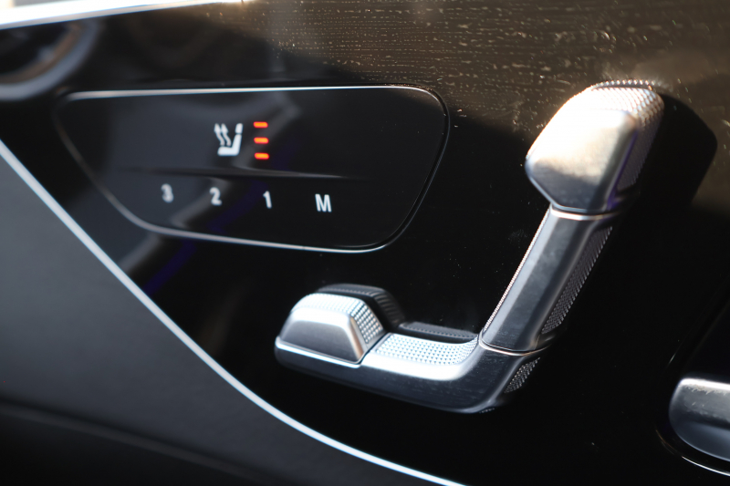 メルセデスベンツ Cクラス C200ｽﾃｰｼｮﾝﾜｺﾞﾝ AVG(ISG搭載ﾓﾃﾞﾙ)　ﾚｻﾞｰｴｸｽｸﾙｰｼﾌﾞPKG AMGﾗｲﾝPKG ﾍﾞｰｼｯｸPKG ﾚｰﾀﾞｰｾｰﾌﾃｨPKG 1ｵｰﾅｰ ﾊﾟﾉﾗﾏSR 黒革 ｼｰﾄﾋｰﾀｰ 純正ﾅﾋﾞ地ﾃﾞｼﾞ MBUX ARﾅﾋﾞ 360度ｶﾒﾗ AppleCarPlay AndroidAuto PTS HUD  AMG18ｲﾝﾁAW　新車保証