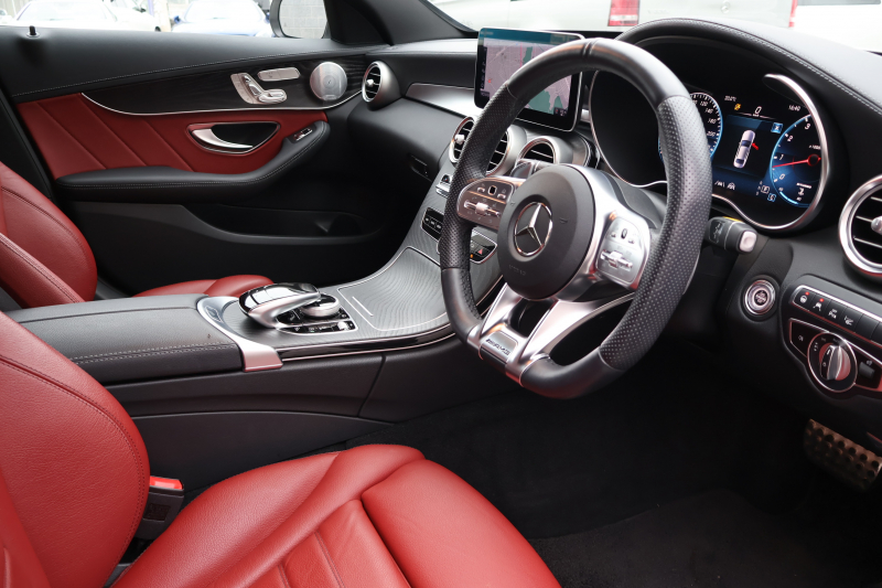 AMG Cクラス C43 4MATIC 　後期型 AMGｽﾀｲﾘﾝｸﾞPKG ﾚｰﾀﾞｰｾｰﾌﾃｨPKG ｴｱﾊﾞﾗﾝｽPKG ﾊﾟﾉﾗﾏSR ｸﾗﾝﾍﾞﾘｰ赤革 ｼｰﾄﾋｰﾀ 純正10.25ｲﾝﾁﾅﾋﾞ地ﾃﾞｼﾞ ｺｯｸﾋﾟｯﾄDisp AppleCarPlay Burmesterｻﾗｳﾝﾄﾞ Bﾓﾆﾀｰ 電動Rｹﾞｰﾄ ﾌｯﾄﾄﾗﾝｸOP 18ｲﾝﾁAW　2年保証