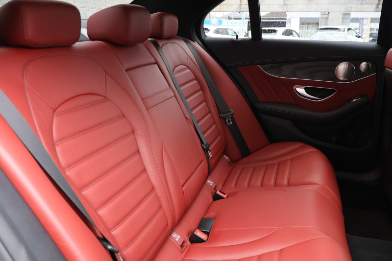 AMG Cクラス C43 4MATIC 　後期型 AMGｽﾀｲﾘﾝｸﾞPKG ﾚｰﾀﾞｰｾｰﾌﾃｨPKG ｴｱﾊﾞﾗﾝｽPKG ﾊﾟﾉﾗﾏSR ｸﾗﾝﾍﾞﾘｰ赤革 ｼｰﾄﾋｰﾀ 純正10.25ｲﾝﾁﾅﾋﾞ地ﾃﾞｼﾞ ｺｯｸﾋﾟｯﾄDisp AppleCarPlay Burmesterｻﾗｳﾝﾄﾞ Bﾓﾆﾀｰ 電動Rｹﾞｰﾄ ﾌｯﾄﾄﾗﾝｸOP 18ｲﾝﾁAW　2年保証