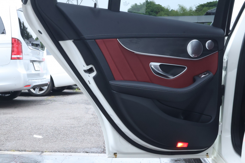 AMG Cクラス C43 4MATIC 　後期型 AMGｽﾀｲﾘﾝｸﾞPKG ﾚｰﾀﾞｰｾｰﾌﾃｨPKG ｴｱﾊﾞﾗﾝｽPKG ﾊﾟﾉﾗﾏSR ｸﾗﾝﾍﾞﾘｰ赤革 ｼｰﾄﾋｰﾀ 純正10.25ｲﾝﾁﾅﾋﾞ地ﾃﾞｼﾞ ｺｯｸﾋﾟｯﾄDisp AppleCarPlay Burmesterｻﾗｳﾝﾄﾞ Bﾓﾆﾀｰ 電動Rｹﾞｰﾄ ﾌｯﾄﾄﾗﾝｸOP 18ｲﾝﾁAW　2年保証