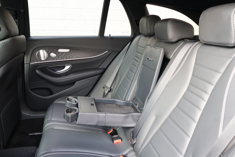 メルセデスベンツ Eクラス E300 ｽﾃｰｼｮﾝﾜｺﾞﾝ ｽﾎﾟｰﾂ　後期型 ｴｸｽｸﾙｰｼﾌﾞPKG ｴｱﾊﾞﾗﾝｽPKG ﾚｰﾀﾞｰｾｰﾌﾃｨPKG ﾊﾟﾉﾗﾏSR 黒ﾅｯﾊﾟ革 ｼｰﾄﾋｰﾀ MBUX 純正ﾅﾋﾞ地ﾃﾞｼﾞ  AppleCarPlay 360°ｶﾒﾗ Burmester ﾜｲﾔﾚｽﾁｬｰｼﾞﾝｸﾞ HUD PTS ｴｱｻｽ AMG19ｲﾝﾁAW　2年保証