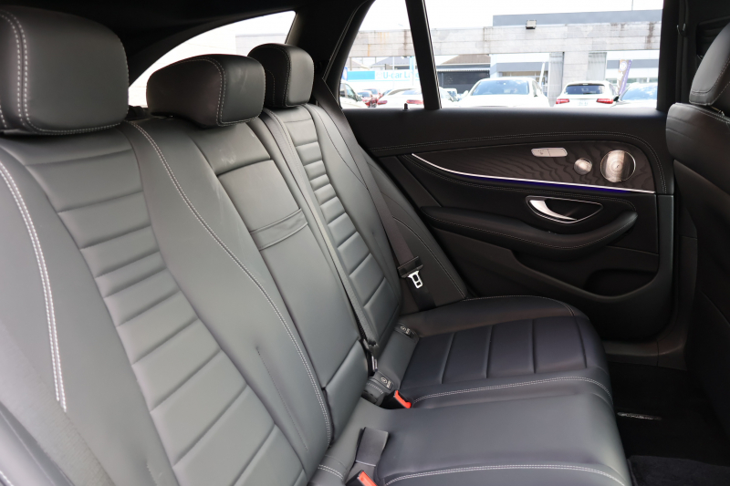 メルセデスベンツ Eクラス E300 ｽﾃｰｼｮﾝﾜｺﾞﾝ ｽﾎﾟｰﾂ　後期型 ｴｸｽｸﾙｰｼﾌﾞPKG ｴｱﾊﾞﾗﾝｽPKG ﾚｰﾀﾞｰｾｰﾌﾃｨPKG ﾊﾟﾉﾗﾏSR 黒ﾅｯﾊﾟ革 ｼｰﾄﾋｰﾀ MBUX 純正ﾅﾋﾞ地ﾃﾞｼﾞ  AppleCarPlay 360°ｶﾒﾗ Burmester ﾜｲﾔﾚｽﾁｬｰｼﾞﾝｸﾞ HUD PTS ｴｱｻｽ AMG19ｲﾝﾁAW　2年保証