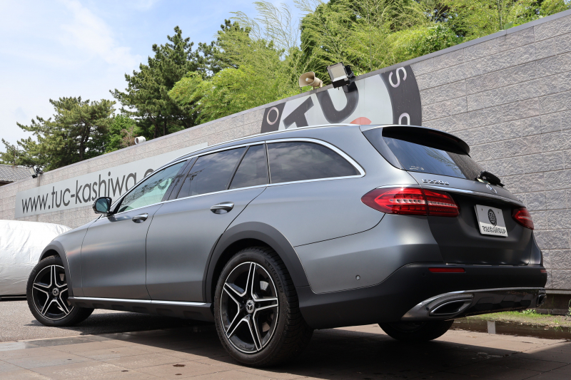 メルセデスベンツ Eクラス E220d 4MATIC ｵｰﾙﾃﾚｲﾝ　後期型 ｴｸｽｸﾙｰｼﾌﾞPKG ｴﾅｼﾞｬｲｼﾞﾝｸﾞPKG ﾚｰﾀﾞｰｾｰﾌﾃｨPKG ﾊﾟﾉﾗﾏSR 黒ﾅｯﾊﾟ革 ｼｰﾄﾋｰﾀ ﾍﾞﾝﾁﾚｰﾀ 360°ｶﾒﾗ MBUX ARﾅﾋﾞｹﾞｰｼｮﾝ Burmester ﾜｲﾔﾚｽﾁｬｰｼﾞﾝｸﾞ HUD ｴｱｻｽ 純正19ｲﾝﾁAW　2年保証