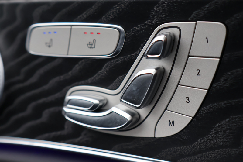 メルセデスベンツ Eクラス E220d 4MATIC ｵｰﾙﾃﾚｲﾝ　後期型 ｴｸｽｸﾙｰｼﾌﾞPKG ｴﾅｼﾞｬｲｼﾞﾝｸﾞPKG ﾚｰﾀﾞｰｾｰﾌﾃｨPKG ﾊﾟﾉﾗﾏSR 黒ﾅｯﾊﾟ革 ｼｰﾄﾋｰﾀ ﾍﾞﾝﾁﾚｰﾀ 360°ｶﾒﾗ MBUX ARﾅﾋﾞｹﾞｰｼｮﾝ Burmester ﾜｲﾔﾚｽﾁｬｰｼﾞﾝｸﾞ HUD ｴｱｻｽ 純正19ｲﾝﾁAW　2年保証