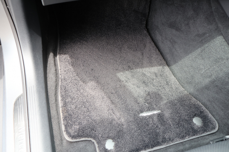 メルセデスベンツ Eクラス E220d 4MATIC ｵｰﾙﾃﾚｲﾝ　後期型 ｴｸｽｸﾙｰｼﾌﾞPKG ｴﾅｼﾞｬｲｼﾞﾝｸﾞPKG ﾚｰﾀﾞｰｾｰﾌﾃｨPKG ﾊﾟﾉﾗﾏSR 黒ﾅｯﾊﾟ革 ｼｰﾄﾋｰﾀ ﾍﾞﾝﾁﾚｰﾀ 360°ｶﾒﾗ MBUX ARﾅﾋﾞｹﾞｰｼｮﾝ Burmester ﾜｲﾔﾚｽﾁｬｰｼﾞﾝｸﾞ HUD ｴｱｻｽ 純正19ｲﾝﾁAW　2年保証