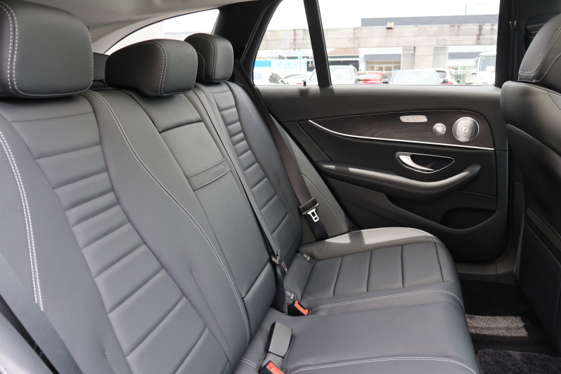 メルセデスベンツ Eクラス E220d 4MATIC ｵｰﾙﾃﾚｲﾝ　後期型 ｴｸｽｸﾙｰｼﾌﾞPKG ｴﾅｼﾞｬｲｼﾞﾝｸﾞPKG ﾚｰﾀﾞｰｾｰﾌﾃｨPKG ﾊﾟﾉﾗﾏSR 黒ﾅｯﾊﾟ革 ｼｰﾄﾋｰﾀ ﾍﾞﾝﾁﾚｰﾀ 360°ｶﾒﾗ MBUX ARﾅﾋﾞｹﾞｰｼｮﾝ Burmester ﾜｲﾔﾚｽﾁｬｰｼﾞﾝｸﾞ HUD ｴｱｻｽ 純正19ｲﾝﾁAW　2年保証