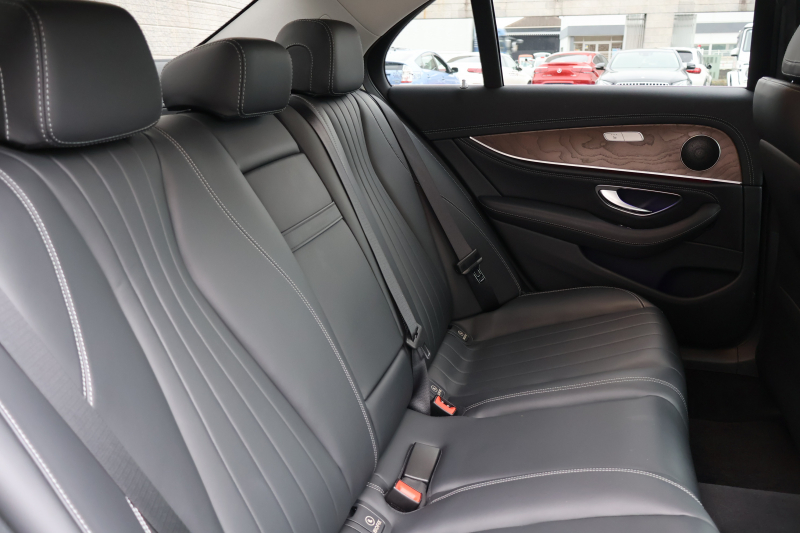 メルセデスベンツ Eクラス E400 4MATIC ｴｸｽｸﾙｰｼﾌﾞ　ﾚｰﾀﾞｰｾｰﾌﾃｨPKG 黒ﾅｯﾊﾟ革 全席ｼｰﾄﾋｰﾀｰ 純正ﾅﾋﾞ地ﾃﾞｼﾞ 360°ｶﾒﾗ Applecarplay Android Auto 電動Rｹﾞｰﾄ ﾌｯﾄﾄﾗﾝｸOP HUD ﾏﾙﾁﾋﾞｰﾑLED PTS ｴｱｻｽ 純正18AW　2年保証