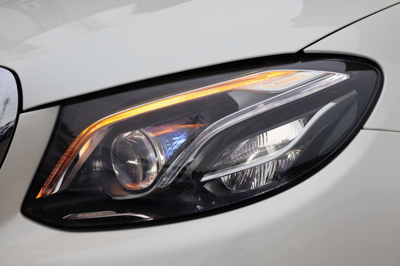 メルセデスベンツ Eクラス E400 4MATIC ｴｸｽｸﾙｰｼﾌﾞ　ﾚｰﾀﾞｰｾｰﾌﾃｨPKG 黒ﾅｯﾊﾟ革 全席ｼｰﾄﾋｰﾀｰ 純正ﾅﾋﾞ地ﾃﾞｼﾞ 360°ｶﾒﾗ Applecarplay Android Auto 電動Rｹﾞｰﾄ ﾌｯﾄﾄﾗﾝｸOP HUD ﾏﾙﾁﾋﾞｰﾑLED PTS ｴｱｻｽ 純正18AW　2年保証