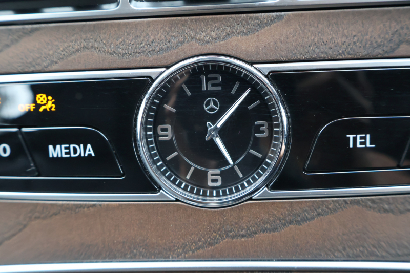 メルセデスベンツ Eクラス E400 4MATIC ｴｸｽｸﾙｰｼﾌﾞ　ﾚｰﾀﾞｰｾｰﾌﾃｨPKG 黒ﾅｯﾊﾟ革 全席ｼｰﾄﾋｰﾀｰ 純正ﾅﾋﾞ地ﾃﾞｼﾞ 360°ｶﾒﾗ Applecarplay Android Auto 電動Rｹﾞｰﾄ ﾌｯﾄﾄﾗﾝｸOP HUD ﾏﾙﾁﾋﾞｰﾑLED PTS ｴｱｻｽ 純正18AW　2年保証