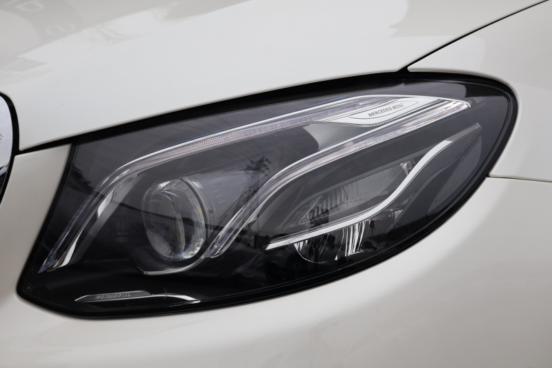 メルセデスベンツ Eクラス E400 4MATIC ｴｸｽｸﾙｰｼﾌﾞ　ﾚｰﾀﾞｰｾｰﾌﾃｨPKG 黒ﾅｯﾊﾟ革 全席ｼｰﾄﾋｰﾀｰ 純正ﾅﾋﾞ地ﾃﾞｼﾞ 360°ｶﾒﾗ Applecarplay Android Auto 電動Rｹﾞｰﾄ ﾌｯﾄﾄﾗﾝｸOP HUD ﾏﾙﾁﾋﾞｰﾑLED PTS ｴｱｻｽ 純正18AW　2年保証