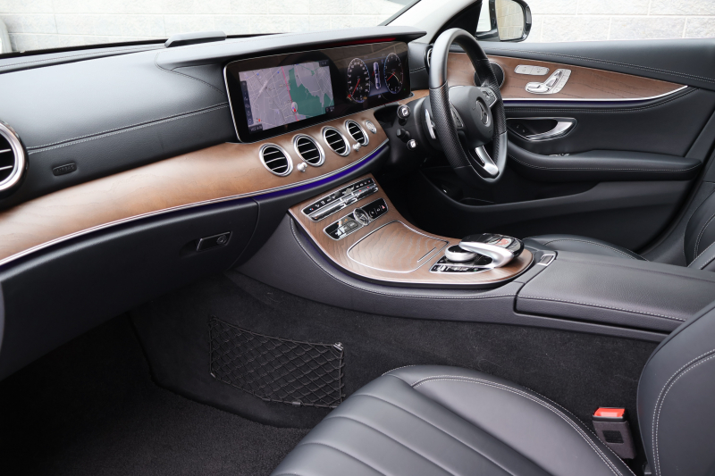 メルセデスベンツ Eクラス E400 4MATIC ｴｸｽｸﾙｰｼﾌﾞ　ﾚｰﾀﾞｰｾｰﾌﾃｨPKG 黒ﾅｯﾊﾟ革 全席ｼｰﾄﾋｰﾀｰ 純正ﾅﾋﾞ地ﾃﾞｼﾞ 360°ｶﾒﾗ Applecarplay Android Auto 電動Rｹﾞｰﾄ ﾌｯﾄﾄﾗﾝｸOP HUD ﾏﾙﾁﾋﾞｰﾑLED PTS ｴｱｻｽ 純正18AW　2年保証