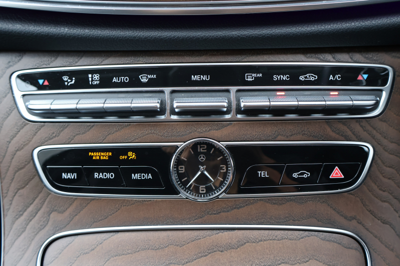 メルセデスベンツ Eクラス E400 4MATIC ｴｸｽｸﾙｰｼﾌﾞ　ﾚｰﾀﾞｰｾｰﾌﾃｨPKG 黒ﾅｯﾊﾟ革 全席ｼｰﾄﾋｰﾀｰ 純正ﾅﾋﾞ地ﾃﾞｼﾞ 360°ｶﾒﾗ Applecarplay Android Auto 電動Rｹﾞｰﾄ ﾌｯﾄﾄﾗﾝｸOP HUD ﾏﾙﾁﾋﾞｰﾑLED PTS ｴｱｻｽ 純正18AW　2年保証