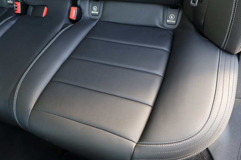 メルセデスベンツ Eクラス E200 AVG ｽﾎﾟｰﾂ　ﾚｻﾞｰｴｸｽｸﾙｰｼﾌﾞPKG ﾚｰﾀﾞｰｾｰﾌﾃｨPKG ｴｱﾊﾞﾗﾝｽPKG ﾊﾟﾉﾗﾏSR 黒ﾅｯﾊﾟ革 ｼｰﾄﾋｰﾀｰ 純正ﾅﾋﾞ地ﾃﾞｼﾞ 360°ｶﾒﾗ Burmesterｻﾗｳﾝﾄﾞ Applecarplay Android Auto 電動Rｹﾞｰﾄ HUD PTS　2年保証