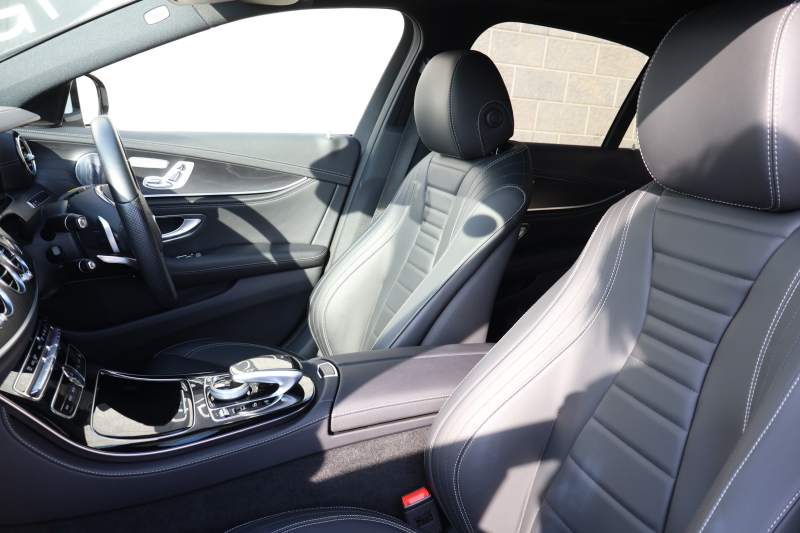 メルセデスベンツ Eクラス E200 AVG ｽﾎﾟｰﾂ　ﾚｻﾞｰｴｸｽｸﾙｰｼﾌﾞPKG ﾚｰﾀﾞｰｾｰﾌﾃｨPKG ｴｱﾊﾞﾗﾝｽPKG ﾊﾟﾉﾗﾏSR 黒ﾅｯﾊﾟ革 ｼｰﾄﾋｰﾀｰ 純正ﾅﾋﾞ地ﾃﾞｼﾞ 360°ｶﾒﾗ Burmesterｻﾗｳﾝﾄﾞ Applecarplay Android Auto 電動Rｹﾞｰﾄ HUD PTS　2年保証