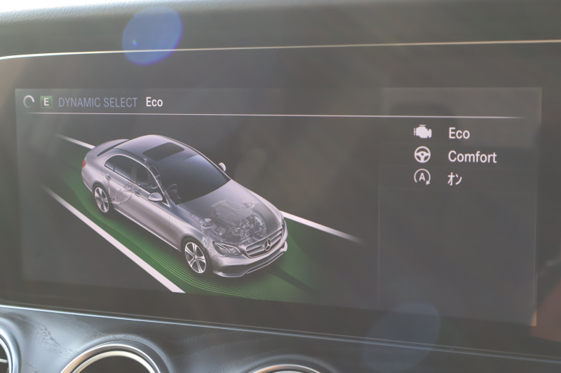 メルセデスベンツ Eクラス E200 AVG ｽﾎﾟｰﾂ　ﾚｻﾞｰｴｸｽｸﾙｰｼﾌﾞPKG ﾚｰﾀﾞｰｾｰﾌﾃｨPKG ｴｱﾊﾞﾗﾝｽPKG ﾊﾟﾉﾗﾏSR 黒ﾅｯﾊﾟ革 ｼｰﾄﾋｰﾀｰ 純正ﾅﾋﾞ地ﾃﾞｼﾞ 360°ｶﾒﾗ Burmesterｻﾗｳﾝﾄﾞ Applecarplay Android Auto 電動Rｹﾞｰﾄ HUD PTS　2年保証