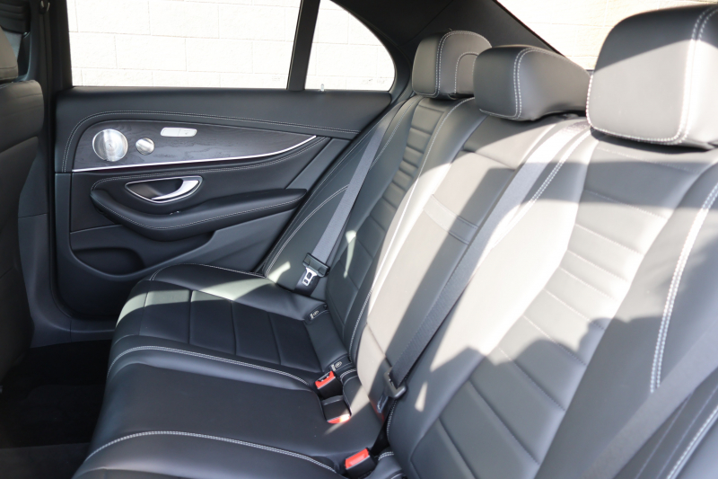 メルセデスベンツ Eクラス E200 AVG ｽﾎﾟｰﾂ　ﾚｻﾞｰｴｸｽｸﾙｰｼﾌﾞPKG ﾚｰﾀﾞｰｾｰﾌﾃｨPKG ｴｱﾊﾞﾗﾝｽPKG ﾊﾟﾉﾗﾏSR 黒ﾅｯﾊﾟ革 ｼｰﾄﾋｰﾀｰ 純正ﾅﾋﾞ地ﾃﾞｼﾞ 360°ｶﾒﾗ Burmesterｻﾗｳﾝﾄﾞ Applecarplay Android Auto 電動Rｹﾞｰﾄ HUD PTS　2年保証