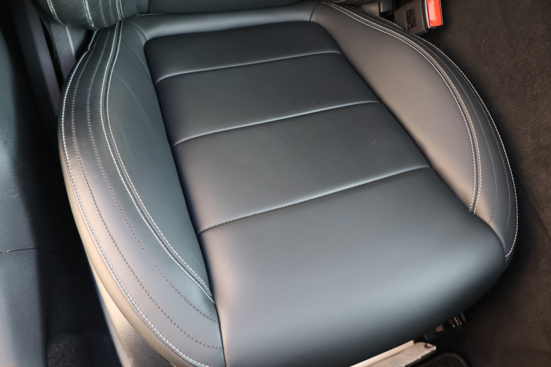 メルセデスベンツ Eクラス E200 AVG ｽﾎﾟｰﾂ　ﾚｻﾞｰｴｸｽｸﾙｰｼﾌﾞPKG ﾚｰﾀﾞｰｾｰﾌﾃｨPKG ｴｱﾊﾞﾗﾝｽPKG ﾊﾟﾉﾗﾏSR 黒ﾅｯﾊﾟ革 ｼｰﾄﾋｰﾀｰ 純正ﾅﾋﾞ地ﾃﾞｼﾞ 360°ｶﾒﾗ Burmesterｻﾗｳﾝﾄﾞ Applecarplay Android Auto 電動Rｹﾞｰﾄ HUD PTS　2年保証