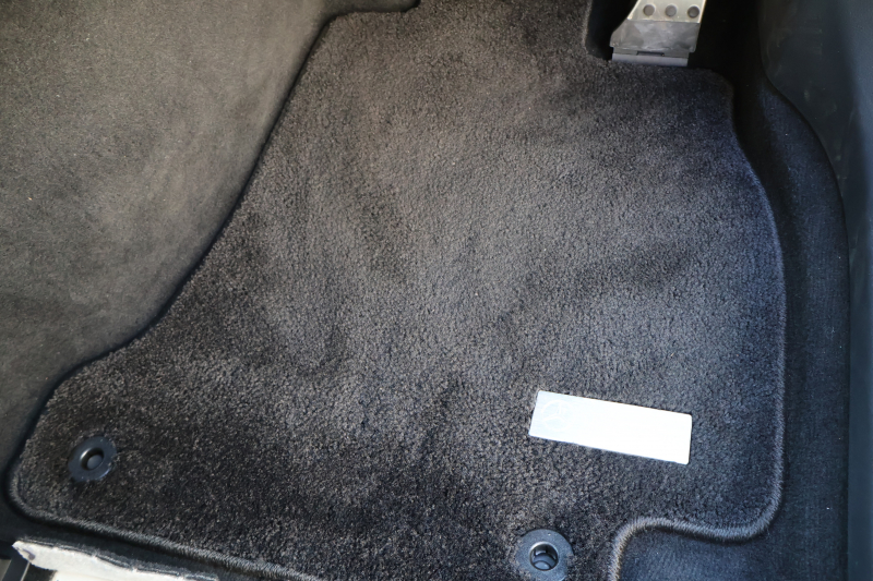 メルセデスベンツ Eクラス E200 AVG ｽﾎﾟｰﾂ　ﾚｻﾞｰｴｸｽｸﾙｰｼﾌﾞPKG ﾚｰﾀﾞｰｾｰﾌﾃｨPKG ｴｱﾊﾞﾗﾝｽPKG ﾊﾟﾉﾗﾏSR 黒ﾅｯﾊﾟ革 ｼｰﾄﾋｰﾀｰ 純正ﾅﾋﾞ地ﾃﾞｼﾞ 360°ｶﾒﾗ Burmesterｻﾗｳﾝﾄﾞ Applecarplay Android Auto 電動Rｹﾞｰﾄ HUD PTS　2年保証