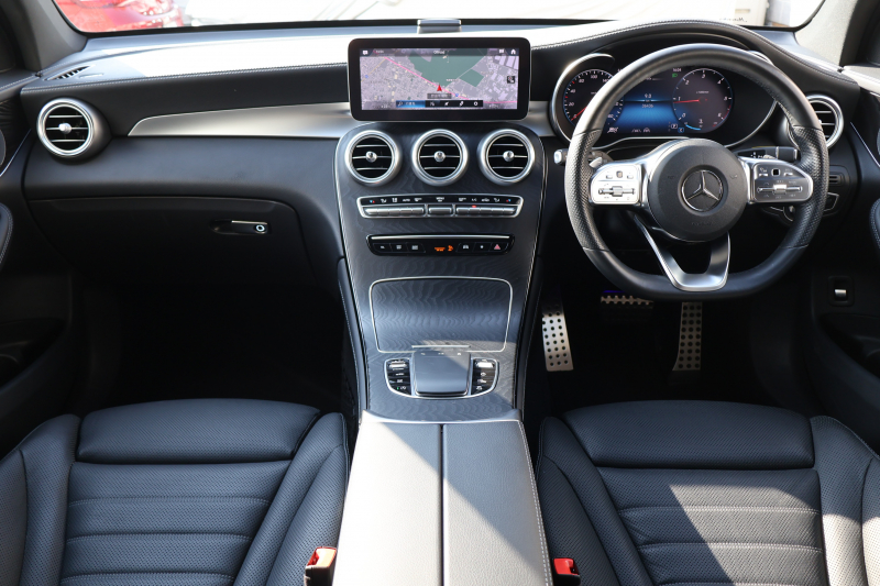 メルセデスベンツ GLC GLC220d 4MATIC AMGﾗｲﾝ　後期型 ﾚｻﾞｰｴｸｽｸﾙｰｼﾌﾞPKG ﾚｰﾀﾞｰｾｰﾌﾃｨPKG ｴｱﾊﾞﾗﾝｽPKG ﾊﾟﾉﾗﾏSR 黒革ｼｰﾄ ｼｰﾄﾋｰﾀ ﾍﾞﾝﾁﾚｰﾀ MBUX 純正10.25ｲﾝﾁﾅﾋﾞ地ﾃﾞｼﾞ ｺｯｸﾋﾟｯﾄDisp 360°ｶﾒﾗ Burmester PTS 電動Rｹﾞｰﾄ HUD AMG19ｲﾝﾁAW　2年保証