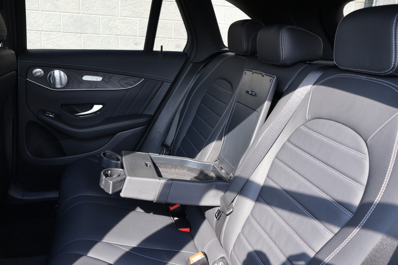 メルセデスベンツ GLC GLC220d 4MATIC AMGﾗｲﾝ　後期型 ﾚｻﾞｰｴｸｽｸﾙｰｼﾌﾞPKG ﾚｰﾀﾞｰｾｰﾌﾃｨPKG ｴｱﾊﾞﾗﾝｽPKG ﾊﾟﾉﾗﾏSR 黒革ｼｰﾄ ｼｰﾄﾋｰﾀ ﾍﾞﾝﾁﾚｰﾀ MBUX 純正10.25ｲﾝﾁﾅﾋﾞ地ﾃﾞｼﾞ ｺｯｸﾋﾟｯﾄDisp 360°ｶﾒﾗ Burmester PTS 電動Rｹﾞｰﾄ HUD AMG19ｲﾝﾁAW　2年保証