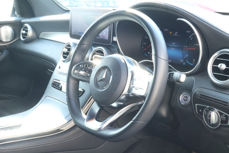 メルセデスベンツ GLC GLC220d 4MATIC AMGﾗｲﾝ　後期型 ﾚｻﾞｰｴｸｽｸﾙｰｼﾌﾞPKG ﾚｰﾀﾞｰｾｰﾌﾃｨPKG ｴｱﾊﾞﾗﾝｽPKG ﾊﾟﾉﾗﾏSR 黒革ｼｰﾄ ｼｰﾄﾋｰﾀ ﾍﾞﾝﾁﾚｰﾀ MBUX 純正10.25ｲﾝﾁﾅﾋﾞ地ﾃﾞｼﾞ ｺｯｸﾋﾟｯﾄDisp 360°ｶﾒﾗ Burmester PTS 電動Rｹﾞｰﾄ HUD AMG19ｲﾝﾁAW　2年保証