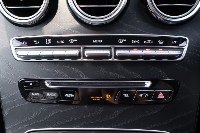 AMG GLC GLC43 4MATIC　ﾚｻﾞｰｴｸｽｸﾙｰｼﾌﾞPKG ﾅｲﾄPKG ｴｱﾊﾞﾗﾝｽPKG ﾚｰﾀﾞｰｾｰﾌﾃｨPKG 法人1ｵｰﾅｰ ﾊﾟﾉﾗﾏSR 黒革ｼｰﾄ ｼｰﾄﾋｰﾀｰ ｷｰﾚｽGO 純正ﾅﾋﾞ地ﾃﾞｼﾞ 360度ｶﾒﾗｼｽﾃﾑ Burmester HUD 電動Rｹﾞｰﾄ ﾌｯﾄﾄﾗﾝｸOP LEDﾍｯﾄﾞﾗｲﾄ AMG20ｲﾝﾁAW　2年保証