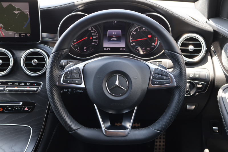 AMG GLC GLC43 4MATIC　ﾚｻﾞｰｴｸｽｸﾙｰｼﾌﾞPKG ﾅｲﾄPKG ｴｱﾊﾞﾗﾝｽPKG ﾚｰﾀﾞｰｾｰﾌﾃｨPKG 法人1ｵｰﾅｰ ﾊﾟﾉﾗﾏSR 黒革ｼｰﾄ ｼｰﾄﾋｰﾀｰ ｷｰﾚｽGO 純正ﾅﾋﾞ地ﾃﾞｼﾞ 360度ｶﾒﾗｼｽﾃﾑ Burmester HUD 電動Rｹﾞｰﾄ ﾌｯﾄﾄﾗﾝｸOP LEDﾍｯﾄﾞﾗｲﾄ AMG20ｲﾝﾁAW　2年保証