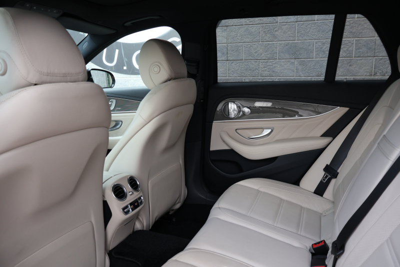 AMG Eクラス E43 4MATIC ｽﾃｰｼｮﾝﾜｺﾞﾝ　AMGｽﾀｲﾘﾝｸﾞPKG ﾚｰﾀﾞｰｾｰﾌﾃｨPKG ｴｱﾊﾞﾗﾝｽPKG ﾊﾟﾉﾗﾏSR ｷｰﾚｽGO ﾍﾞｰｼﾞｭ革 ｼｰﾄﾋｰﾀｰ 純正ﾅﾋﾞ地ﾃﾞｼﾞ 360°ｶﾒﾗ Burmesterｻﾗｳﾝﾄﾞ Applecarplay Android Auto 電動Rｹﾞｰﾄ HUD PTS AMG20ｲﾝﾁAW　2年保証