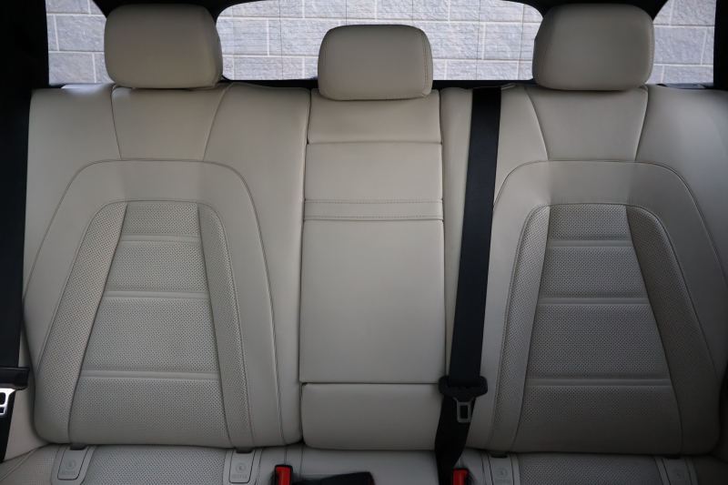 AMG Eクラス E43 4MATIC ｽﾃｰｼｮﾝﾜｺﾞﾝ　AMGｽﾀｲﾘﾝｸﾞPKG ﾚｰﾀﾞｰｾｰﾌﾃｨPKG ｴｱﾊﾞﾗﾝｽPKG ﾊﾟﾉﾗﾏSR ｷｰﾚｽGO ﾍﾞｰｼﾞｭ革 ｼｰﾄﾋｰﾀｰ 純正ﾅﾋﾞ地ﾃﾞｼﾞ 360°ｶﾒﾗ Burmesterｻﾗｳﾝﾄﾞ Applecarplay Android Auto 電動Rｹﾞｰﾄ HUD PTS AMG20ｲﾝﾁAW　2年保証