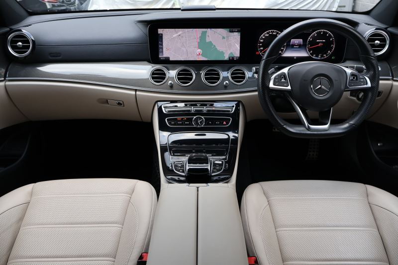 AMG Eクラス E43 4MATIC ｽﾃｰｼｮﾝﾜｺﾞﾝ　AMGｽﾀｲﾘﾝｸﾞPKG ﾚｰﾀﾞｰｾｰﾌﾃｨPKG ｴｱﾊﾞﾗﾝｽPKG ﾊﾟﾉﾗﾏSR ｷｰﾚｽGO ﾍﾞｰｼﾞｭ革 ｼｰﾄﾋｰﾀｰ 純正ﾅﾋﾞ地ﾃﾞｼﾞ 360°ｶﾒﾗ Burmesterｻﾗｳﾝﾄﾞ Applecarplay Android Auto 電動Rｹﾞｰﾄ HUD PTS AMG20ｲﾝﾁAW　2年保証
