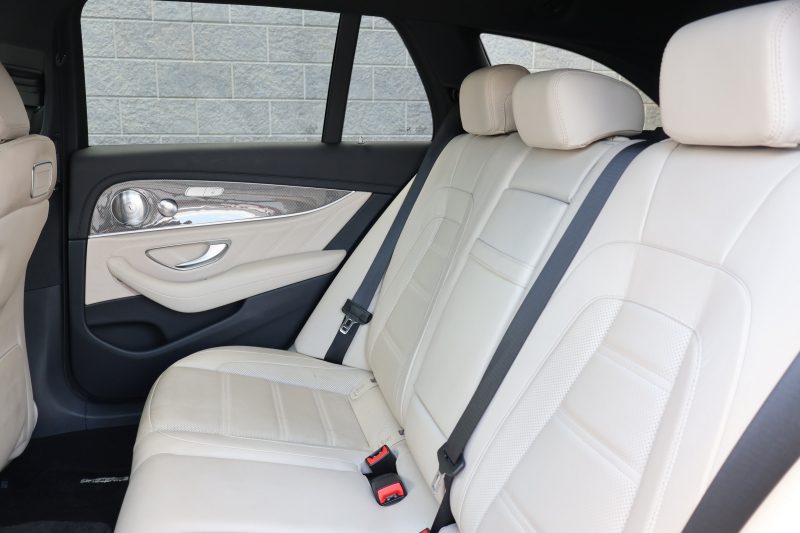 AMG Eクラス E43 4MATIC ｽﾃｰｼｮﾝﾜｺﾞﾝ　AMGｽﾀｲﾘﾝｸﾞPKG ﾚｰﾀﾞｰｾｰﾌﾃｨPKG ｴｱﾊﾞﾗﾝｽPKG ﾊﾟﾉﾗﾏSR ｷｰﾚｽGO ﾍﾞｰｼﾞｭ革 ｼｰﾄﾋｰﾀｰ 純正ﾅﾋﾞ地ﾃﾞｼﾞ 360°ｶﾒﾗ Burmesterｻﾗｳﾝﾄﾞ Applecarplay Android Auto 電動Rｹﾞｰﾄ HUD PTS AMG20ｲﾝﾁAW　2年保証