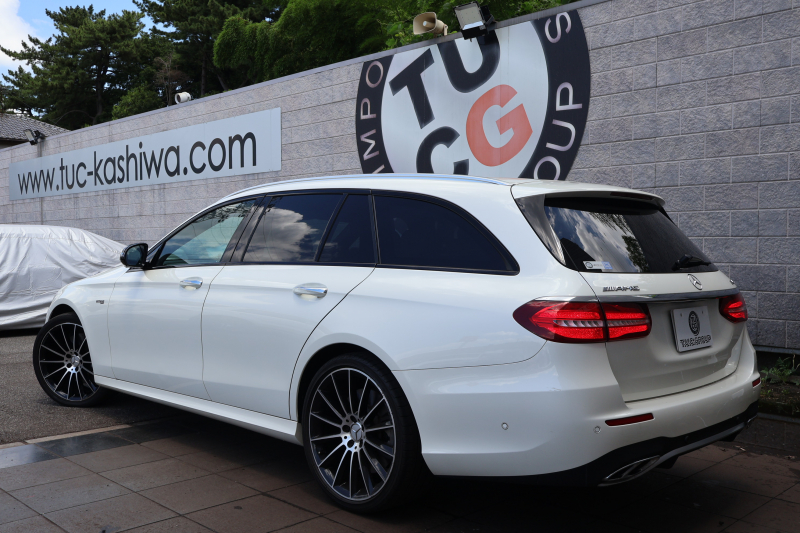 AMG Eクラス E43 4MATIC ｽﾃｰｼｮﾝﾜｺﾞﾝ　AMGｽﾀｲﾘﾝｸﾞPKG ﾚｰﾀﾞｰｾｰﾌﾃｨPKG ｴｱﾊﾞﾗﾝｽPKG ﾊﾟﾉﾗﾏSR ｷｰﾚｽGO ﾍﾞｰｼﾞｭ革 ｼｰﾄﾋｰﾀｰ 純正ﾅﾋﾞ地ﾃﾞｼﾞ 360°ｶﾒﾗ Burmesterｻﾗｳﾝﾄﾞ Applecarplay Android Auto 電動Rｹﾞｰﾄ HUD PTS AMG20ｲﾝﾁAW　2年保証