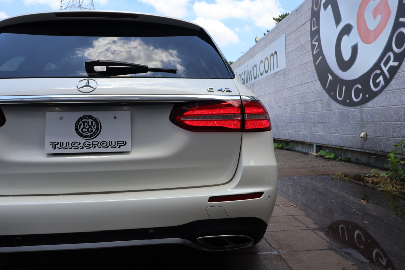 AMG Eクラス E43 4MATIC ｽﾃｰｼｮﾝﾜｺﾞﾝ　AMGｽﾀｲﾘﾝｸﾞPKG ﾚｰﾀﾞｰｾｰﾌﾃｨPKG ｴｱﾊﾞﾗﾝｽPKG ﾊﾟﾉﾗﾏSR ｷｰﾚｽGO ﾍﾞｰｼﾞｭ革 ｼｰﾄﾋｰﾀｰ 純正ﾅﾋﾞ地ﾃﾞｼﾞ 360°ｶﾒﾗ Burmesterｻﾗｳﾝﾄﾞ Applecarplay Android Auto 電動Rｹﾞｰﾄ HUD PTS AMG20ｲﾝﾁAW　2年保証