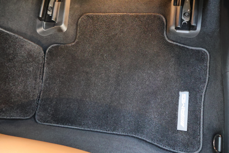 AMG GLC GLC43 4MATIC　後期型 ﾚｻﾞｰｴｸｽｸﾙｰｼﾌﾞPKG ﾚｰﾀﾞｰｾｰﾌﾃｨPKG ｴｱﾊﾞﾗﾝｽPKG ﾊﾟﾉﾗﾏSR 茶革ｼｰﾄ ｼｰﾄﾋｰﾀ ﾍﾞﾝﾁﾚｰﾀ MBUX 純正10.25ｲﾝﾁﾅﾋﾞ地ﾃﾞｼﾞ ｺｯｸﾋﾟｯﾄDisp 360°ｶﾒﾗ PTS 電動Rｹﾞｰﾄ HUD AMG20ｲﾝﾁAW　2年保証