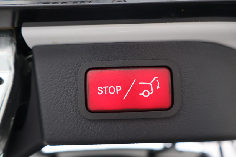 メルセデスベンツ Vクラス V220d ｽﾎﾟｰﾂ ﾛﾝｸﾞ　ﾚｰﾀﾞｰｾｰﾌﾃｨPKG AMGﾃﾞｻﾞｲﾝｴｸｽﾃﾘｱ ﾊﾟﾉﾗﾏSR 黒革ｼｰﾄ ｼｰﾄﾋｰﾀｰ 純正ﾅﾋﾞ地ﾃﾞｼﾞ 360度ｶﾒﾗｼｽﾃﾑ Burmesterｻｳﾝﾄﾞｼｽﾃﾑ LEDﾍｯﾄﾞ 電動Rｹﾞｰﾄ 両側ﾊﾟﾜｰｽﾗｲﾄﾞﾄﾞｱ 純正前後ﾄﾞﾗﾚｺ AMG19AW　2年保証