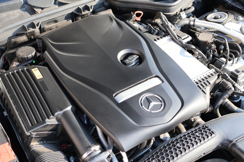 メルセデスベンツ SLCクラス SLC180 ｽﾎﾟｰﾂ ﾚｯﾄﾞｱｰﾄｴﾃﾞｨｼｮﾝ　限定車 ﾚｯﾄﾞｱｸｾﾝﾄ ﾚｰﾀﾞｰｾｰﾌﾃｨPKG AMGｽﾀｲﾘﾝｸﾞPKG 黒革ｼｰﾄ ｼｰﾄﾋｰﾀｰ ｴｱｽｶｰﾌ 純正ﾅﾋﾞ地ﾃﾞｼﾞ Bﾓﾆﾀｰ AppleCarPlay  ｷｰﾚｽGO ｽﾎﾟｰﾂｻｽﾍﾟﾝｼｮﾝ 専用AMG18AW　2年保証