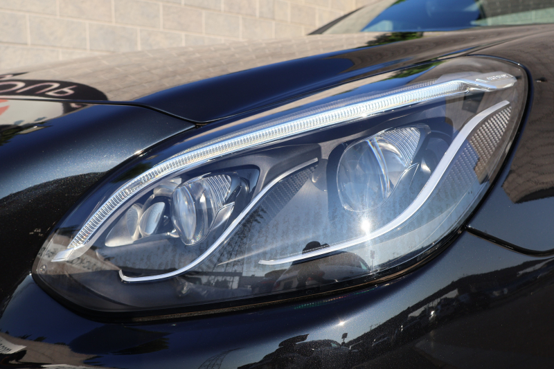 メルセデスベンツ SLCクラス SLC180 ｽﾎﾟｰﾂ ﾚｯﾄﾞｱｰﾄｴﾃﾞｨｼｮﾝ　限定車 ﾚｯﾄﾞｱｸｾﾝﾄ ﾚｰﾀﾞｰｾｰﾌﾃｨPKG AMGｽﾀｲﾘﾝｸﾞPKG 黒革ｼｰﾄ ｼｰﾄﾋｰﾀｰ ｴｱｽｶｰﾌ 純正ﾅﾋﾞ地ﾃﾞｼﾞ Bﾓﾆﾀｰ AppleCarPlay  ｷｰﾚｽGO ｽﾎﾟｰﾂｻｽﾍﾟﾝｼｮﾝ 専用AMG18AW　2年保証