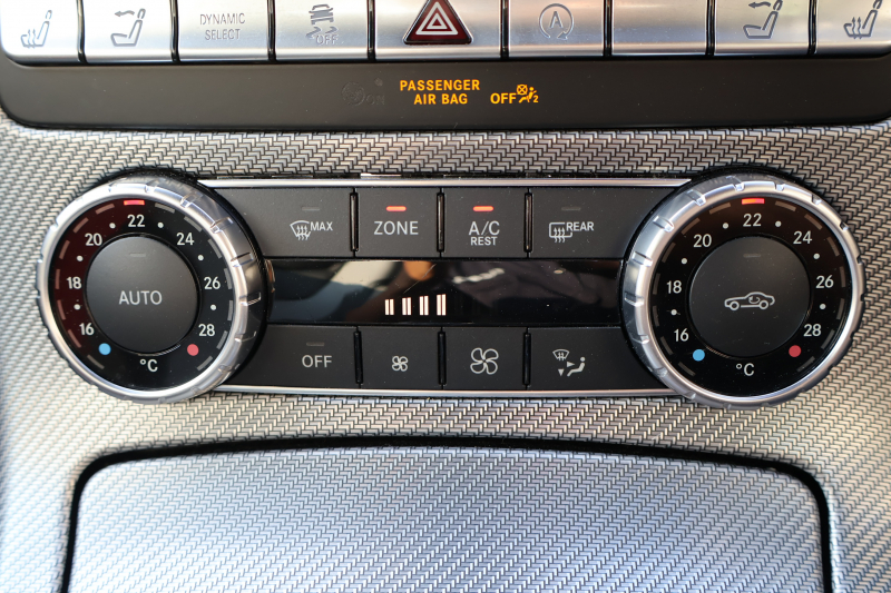 メルセデスベンツ SLCクラス SLC180 ｽﾎﾟｰﾂ ﾚｯﾄﾞｱｰﾄｴﾃﾞｨｼｮﾝ　限定車 ﾚｯﾄﾞｱｸｾﾝﾄ ﾚｰﾀﾞｰｾｰﾌﾃｨPKG AMGｽﾀｲﾘﾝｸﾞPKG 黒革ｼｰﾄ ｼｰﾄﾋｰﾀｰ ｴｱｽｶｰﾌ 純正ﾅﾋﾞ地ﾃﾞｼﾞ Bﾓﾆﾀｰ AppleCarPlay  ｷｰﾚｽGO ｽﾎﾟｰﾂｻｽﾍﾟﾝｼｮﾝ 専用AMG18AW　2年保証