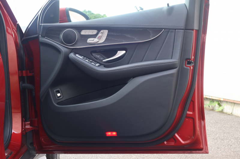 メルセデスベンツ GLCクーペ GLC220d 4MATIC ｸｰﾍﾟ AMGﾗｲﾝ　後期型 ﾚｻﾞｰｴｸｽｸﾙｰｼﾌﾞPKG ﾚｰﾀﾞｰｾｰﾌﾃｨPKG ｴｱﾊﾞﾗﾝｽPKG ｶﾞﾗｽSR 黒革 ｼｰﾄﾋｰﾀ ﾍﾞﾝﾁﾚｰﾀ 純正10.25ｲﾝﾁﾅﾋﾞ地ﾃﾞｼﾞ ｺｯｸﾋﾟｯﾄDisp 360°ｶﾒﾗ 電動Rｹﾞｰﾄ HUD AMG19ｲﾝﾁAW　新車保証