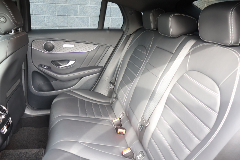 メルセデスベンツ GLCクーペ GLC220d 4MATIC ｸｰﾍﾟ AMGﾗｲﾝ　後期型 ﾚｻﾞｰｴｸｽｸﾙｰｼﾌﾞPKG ﾚｰﾀﾞｰｾｰﾌﾃｨPKG ｴｱﾊﾞﾗﾝｽPKG ｶﾞﾗｽSR 黒革 ｼｰﾄﾋｰﾀ ﾍﾞﾝﾁﾚｰﾀ 純正10.25ｲﾝﾁﾅﾋﾞ地ﾃﾞｼﾞ ｺｯｸﾋﾟｯﾄDisp 360°ｶﾒﾗ 電動Rｹﾞｰﾄ HUD AMG19ｲﾝﾁAW　新車保証